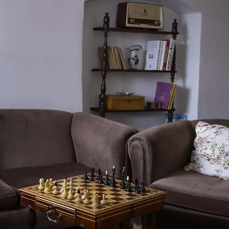 Zamek Nemilkov 아파트 *